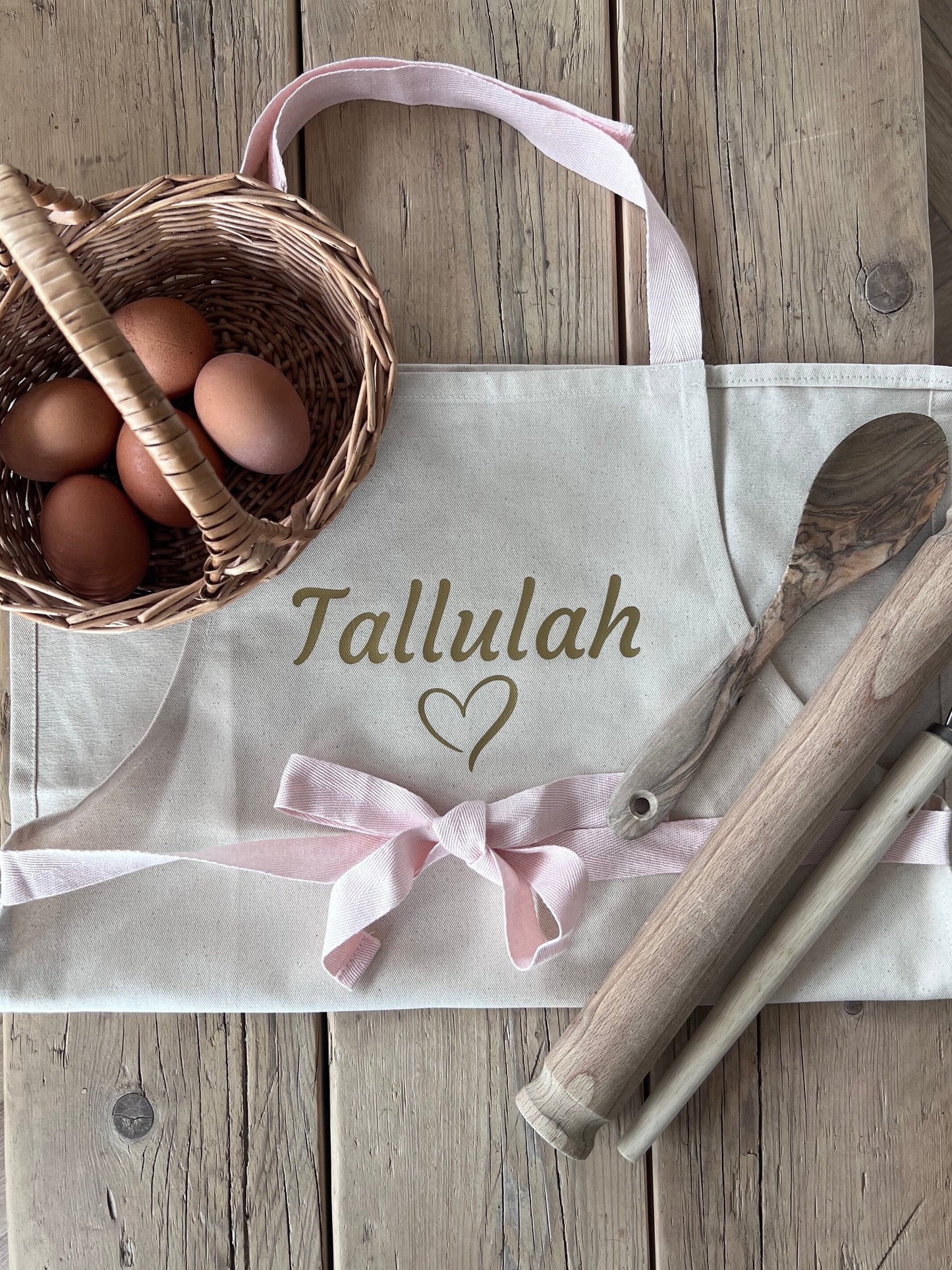 Personalised Kids Apron with Free Gift Bag - Ideal Gift for Mini Chef & Bakers